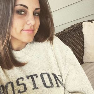 Meet your Posher, Laurel